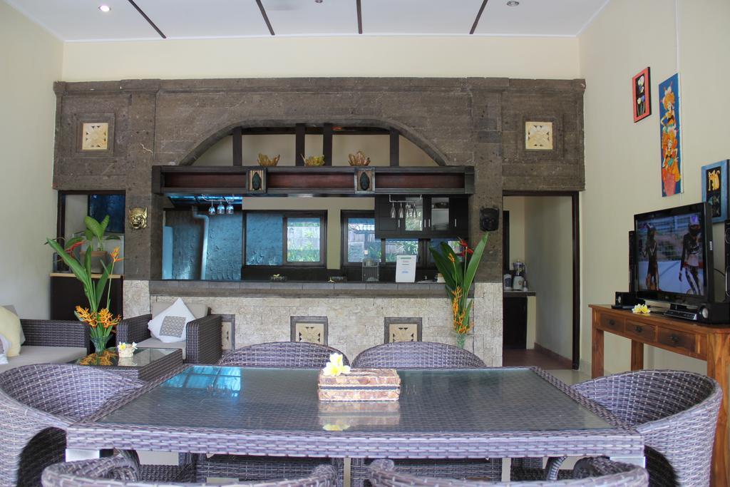 The Catur Villa Seminyak Zimmer foto
